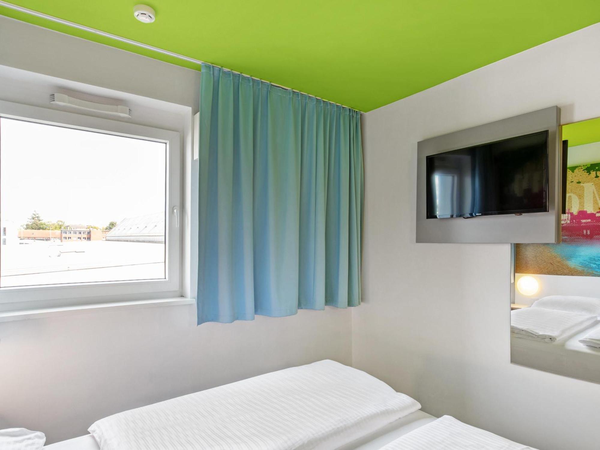 B&B Hotel Hamburg-Wandsbek Esterno foto