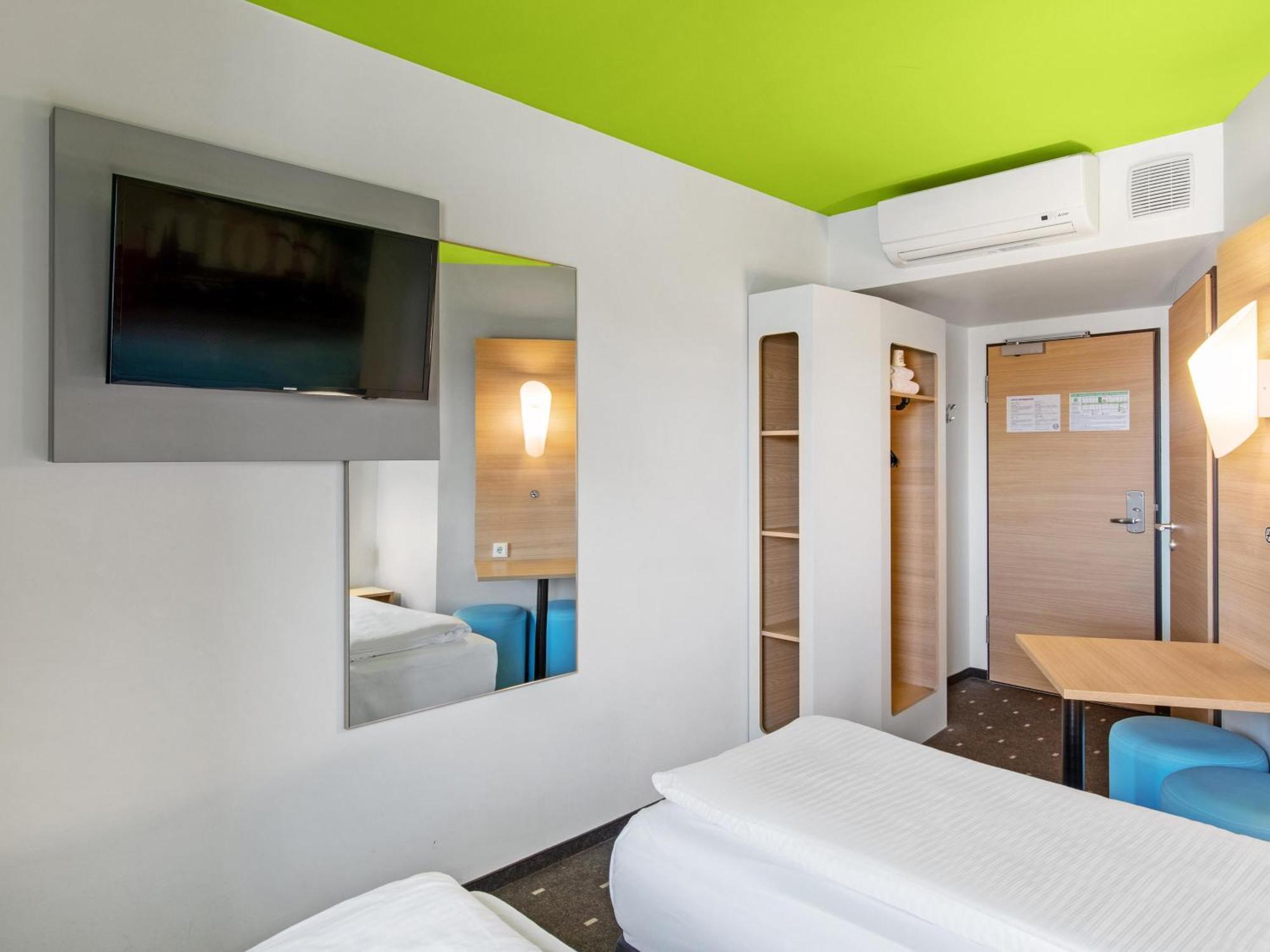 B&B Hotel Hamburg-Wandsbek Esterno foto